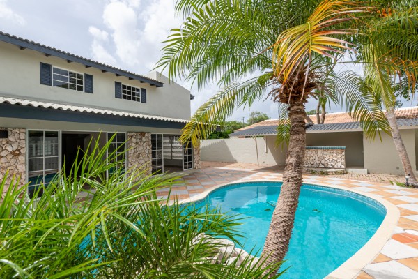 Carouselimage Curacao 2136