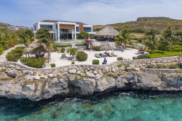 Blue Bay BQ9 - De meest exclusieve oceanfront villa van Curaçao