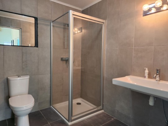 Salinja - Spacious house with beautiful view centrally located