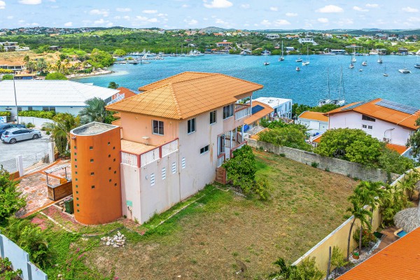Majestic Hilltop Villa with Endless Ocean Views -  Brakkeput, Curaçao