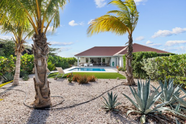 Blue Bay- Luxury Family Villa with Pool at Blue Bay Resort
