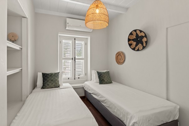 Otrobanda – Stylish 2-bedroom apartments with plunge pool