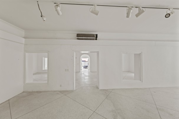 Otrobanda - Multifunctional commercial space in monumental building