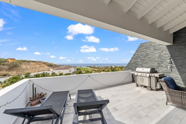 BLUE BAY – Luxury apartment in the Reef with two bedrooms and sea view