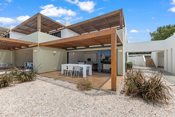 Blue Bay – Luxury Furnished Apartments with Sea View