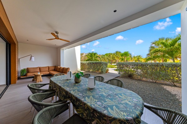 The Shore – Luxury Furnished Apartment with Direct Beach Access