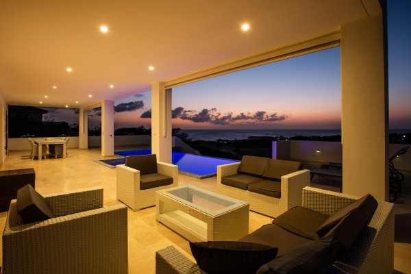 Luxury Blue Bay villa with sea view, pool & guest apartment