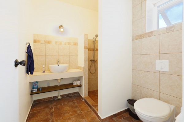 Ruim gezinshuis, 4 slaapkamers, privézwembad en zeezicht - Grote Berg