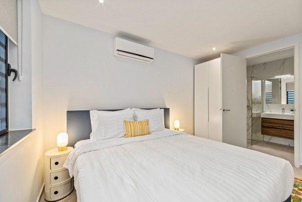 Blue Bay The Breeze – Luxury Newly Built 2-bedroom Apartment with Pool