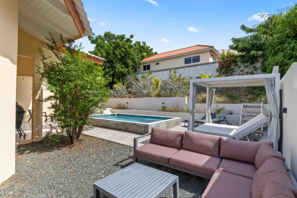 Cas Grandi – Villa in an Elevated Location