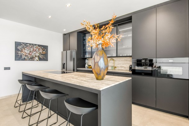 THE CAPE 6 - Exclusive apartment with sea view and private pool.