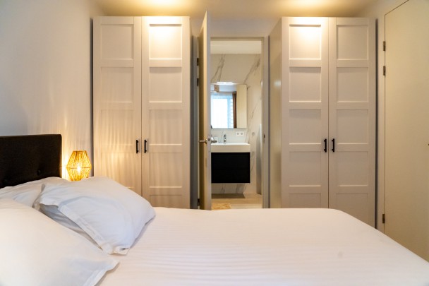 The Breeze – Beautiful 2-bedroom apartment perfect for vacation rental