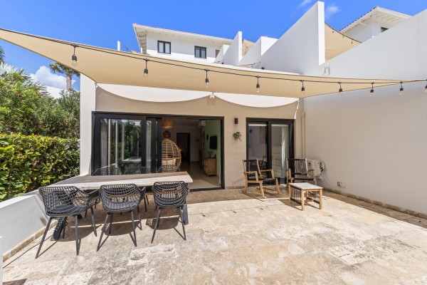 GREENVIEW – 2-Bedroom Ground Floor Apartment with Privacy