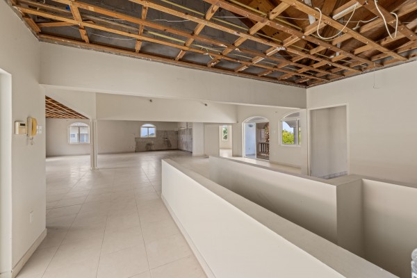 Cas Grandi – Ruime opknapwoning met appartement op rustige locatie