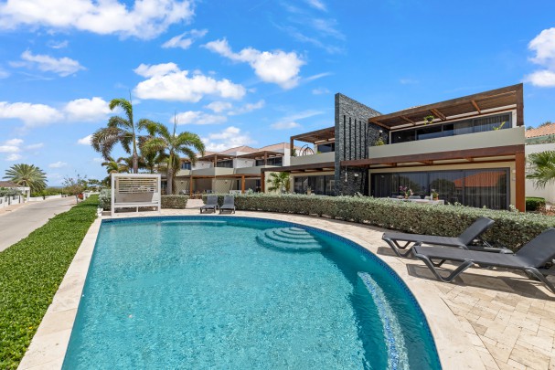 Blue Bay - Luxe gemeubileerde appartementen met prachtig zeezicht