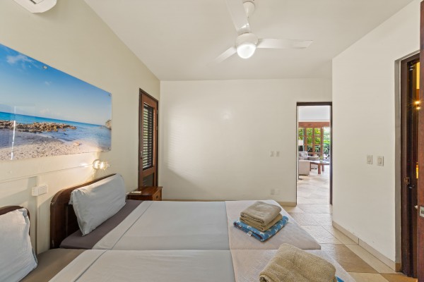 Blue Bay Village 4 | 3-slaapkamer appartement nabij Blue Bay Beach