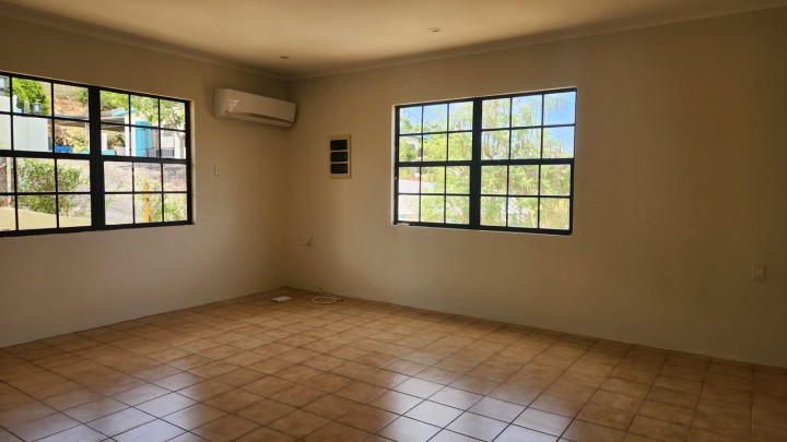 Elevated 4-Bedroom Home in Rooi Santu with Ocean Views