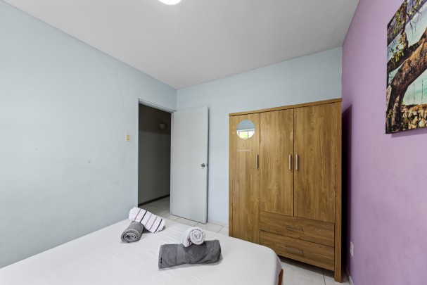 Hanenberg – Tropische vakantiewoning met zwembad en poolbar
