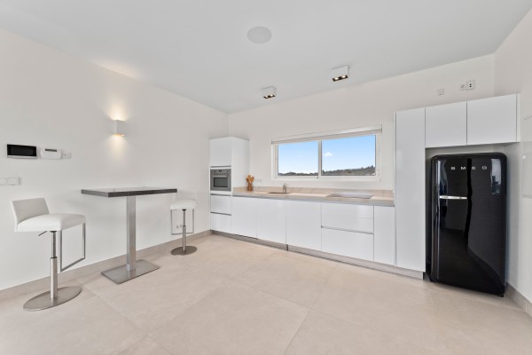 Jan Sofat luxe villa met 2 appartementen & panoramisch uitzicht
