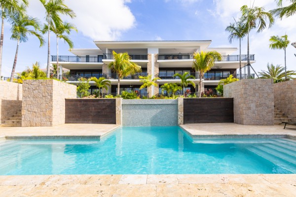 Blue Bay The Breeze – Luxury Newly Built 2-bedroom Apartment with Pool