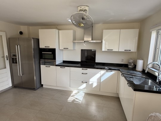 Renovated 1-Bedroom Apartment with Sea View at Royal Palm Resort 