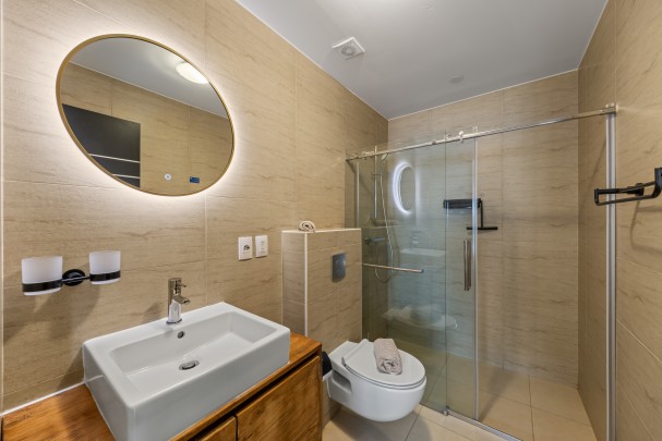 GREENVIEW &ndash;2 slaapkamer appartement met prachtig uitzicht