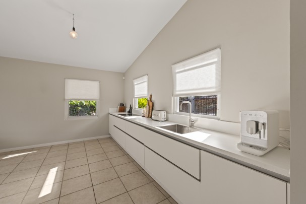 Brakkeput - Comfort, space, and a stunning view with a swimming pool