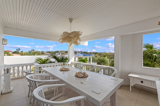 Champartments - Luxury group resort white villa on Curaçao 