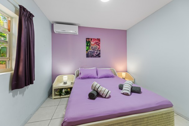 Hanenberg – Tropische vakantiewoning met zwembad en poolbar
