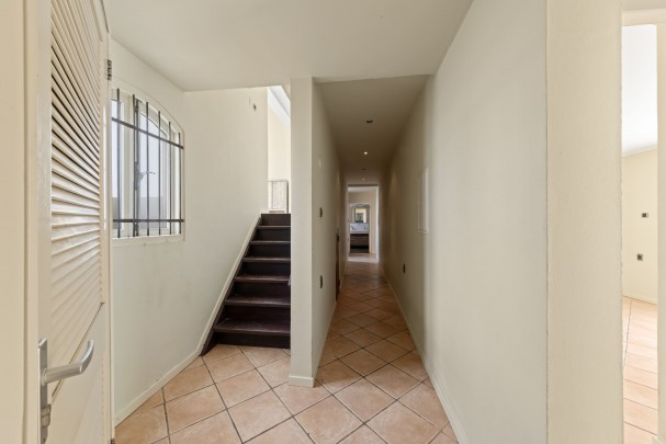 Stylish Jan Thiel Villa with Pool and Exceptional Investment Potential