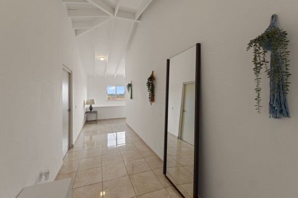 Seru Bottelier – Luxury Villa with Pool and Panoramic Salt Flats Views