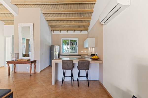Spacious furnished 2-bedroom bungalow in Blue Bay 