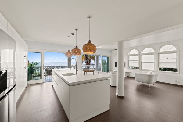 Ocean Resort – Ruim Luxe Gemeubileerd Appartement met Zeezicht