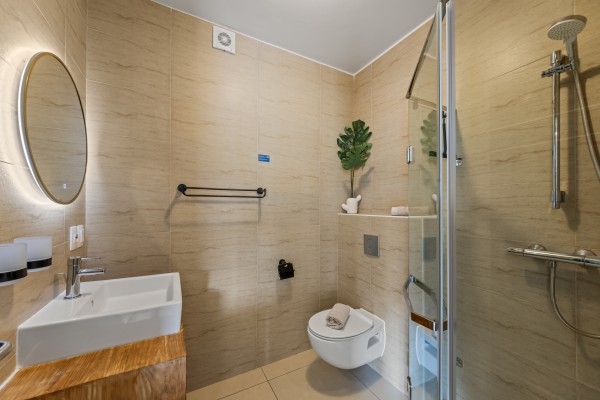 GREENVIEW – 2-Bedroom Apartment with Stunning Views