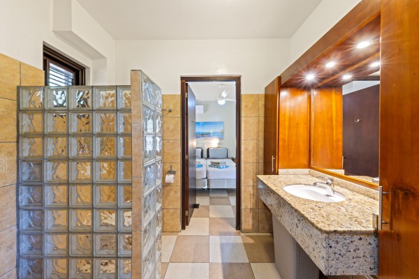 Blue Bay Village 4 | 3-slaapkamer appartement nabij Blue Bay Beach