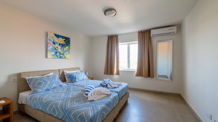The Hill, Blue Bay - Ruim 2 slaapkamer appartement met zeezicht