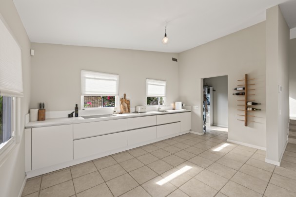 Brakkeput - Comfort, space, and a stunning view with a swimming pool