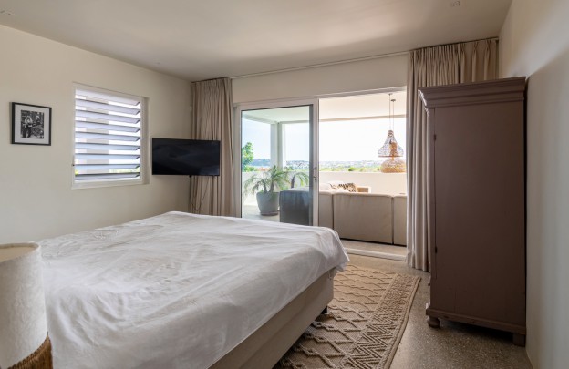 Jan Sofat – Luxe villa met panoramisch uitzicht
