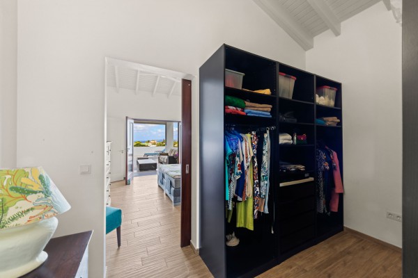 Luxury Blue Bay villa with sea view, pool & guest apartment