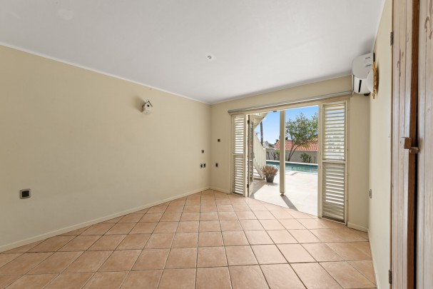 Stylish Jan Thiel Villa with Pool and Exceptional Investment Potential