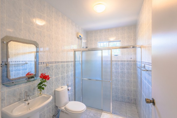 Knusse Gemeubileerde 3-Slaapkamer Villa in Sunset Heights Curaçao