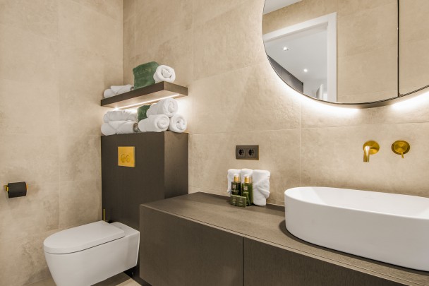 THE CAPE 6 - Exclusive apartment with sea view and private pool.