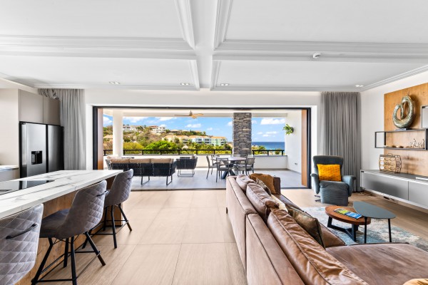 The Shore 6 - Appartement aan Zee op Blue Bay Beach