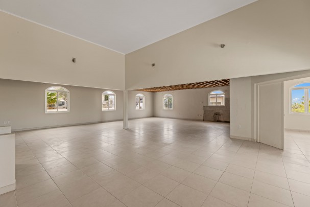 Cas Grandi &ndash; Spacious fixer-upper with apartment in a quiet location