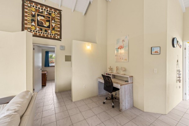 Montaña - Recompensa Park Detached 2-Bedroom Bungalow with Studio