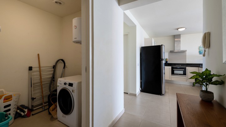 Triple Tree 29 – Unique 2-bedroom corner apartment with ocean view