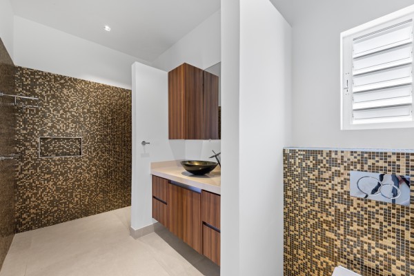 Jan Sofat luxe villa met 2 appartementen & panoramisch uitzicht
