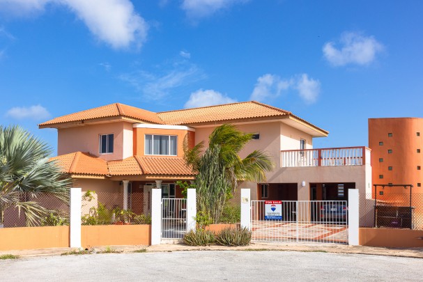Majestic Hilltop Villa with Endless Ocean Views -  Brakkeput, Curaçao