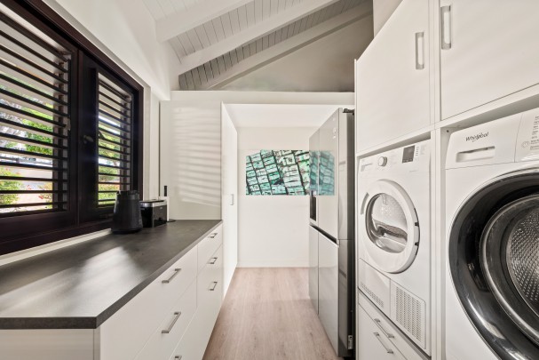 Blue Bay &ndash; Tropische villa met prachtig uitzicht 