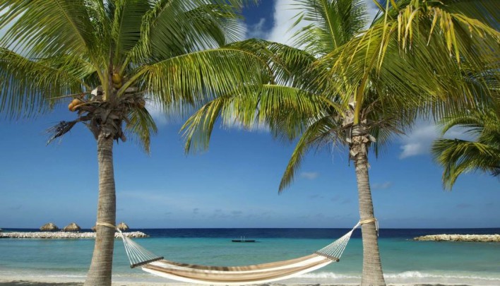 Triple Tree 29 – Unique 2-bedroom corner apartment with ocean view